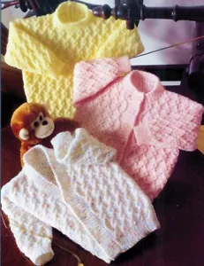 Vintage Baby Knitting pattern copy Jumper and Cardigan 4 ply - Picture 1 of 2