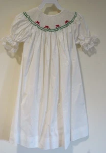 NWT Pleats & Stitches Smocked Bishop Dress Girl's Size 5 - Picture 1 of 3