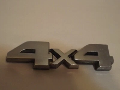 4X4 emblema 1987 1988 1989 1990 1991 Ford F150 F250 F350 Bronco 87 88 89 90 91 F Foto 1 de 4