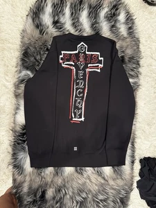 Givenchy Black And Red Crewneck Sweater New Never Worn! - Picture 1 of 5