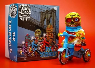 Mutant Vinyl Hardcore mvh DEATH DX Tricycle Rider Dokuro Version (In Hand) - Image 1 of 2