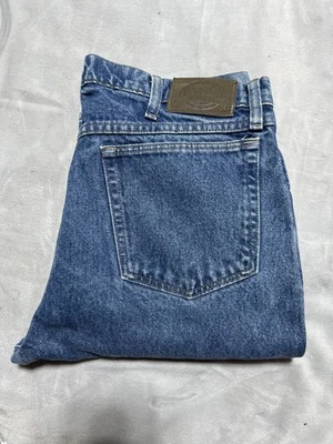 CABELAS ROUGHNECK TRADITIONAL JEANS  MEN SIZE 36x32 - Image 1 of 4