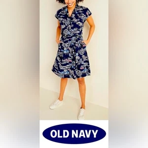 Old Navy Kleid Taille definiert malerisches Dorf Riesenrad Fahrrad künstlerisch süß M - Bild 1 von 10