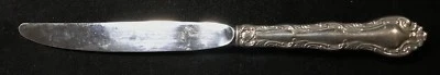 Cubiertos de plata de ley - Cuchillo de cena moderno Alvin French Scroll Foto 1 de 4
