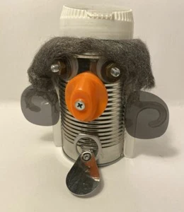 Albert the Brainy ReImagined Junk Suppendose Mann - Bild 1 von 5