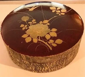 Antique Japan Lacquer Box with Cork Tree Bark Sides Hand Painted Top Design Bird - Picture 1 of 9