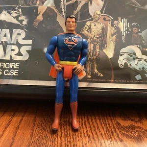 Vintage 1979 Mego Pocket Super Heroes Superman 4" Action Figure - Picture 1 of 4