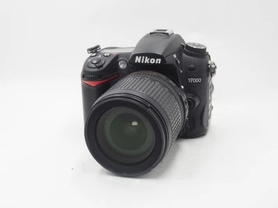 Nikon D7000 digital camera w/ 18-105mm lens (U39147) US RESIDENTS ONLY - Image 1 of 4