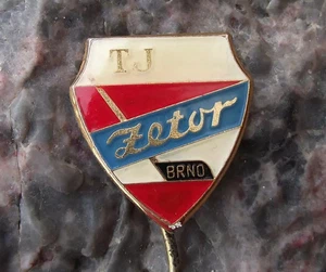 Vintage Zetor Brno Ice Hockey Czech Team Shield and Stick Logo Pin Badge - Picture 1 of 2