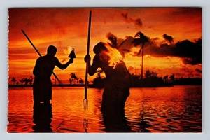 HI-Hawaii, pesca con antorcha de nativos, tarjeta de colección - Imagen 1 de 2