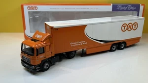 CORGI 1:50 75701 MAN BOX TRAILER - TNT GLOBAL EXPRESS LOGISTICS & MAIL / MIB - Picture 1 of 11