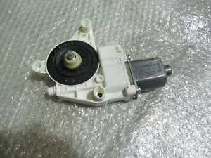 2012-2016 MERCEDES ML350 RIGHT RH RT REAR DOOR WINDOW REGULATOR MOTOR BOSCH OEM - Picture 1 of 2