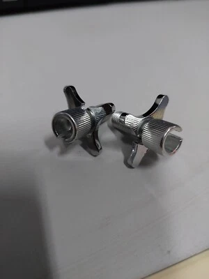 KAWASAKI GA2-GA3-GA5A-G3T-G3TR-G4TR TUERCA DE BLOQUEO DE TORNILLO AJUSTADOR NUEVO 1 PAR 46056-001 Foto 1 de 3