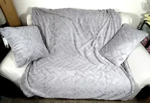 Aviva Stanoff Blanket 2 Pillow Set, Granite Grey Brick Design, Super Soft, MSRP - Picture 1 of 9