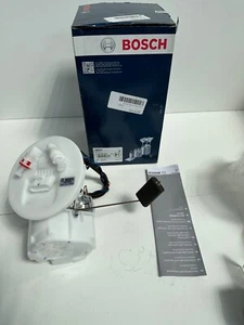 Bosch Alimentatore Carburante ADATTO FORD MONDEO MK3 B4Y 1.8 16V 1117944 1119880 1123617 - Foto 1 di 7