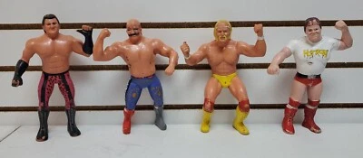 Lote de 4 luchadores Titan Sports Rubber WWE/WWF 1984/1985 - dañados *LEER* Foto 1 de 4