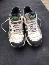 asics cricket shoes size 9