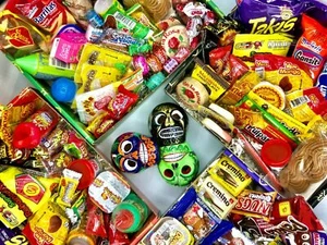 MEXICAN CANDY ASSORTED BOX MEXICAN LOLLIES CANDY SWEET - Picture 1 of 2