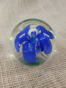 Art Glass 3" Sphere Paperweight: Blue Flower, Controlled Bubble Center - Picture 1 of 7