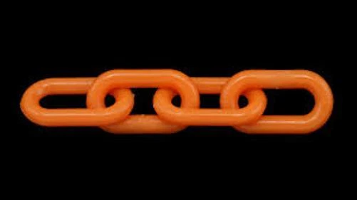 Plastic Chain 6mm 1-1/2" X 100 Ft - ( Orange ) for Events, DIY, or Decorative - Image 1 of 1