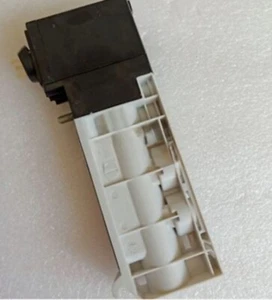 1 Stück NEU passend für Festo Magnetventil VABB-B6 537623 - Bild 1 von 4