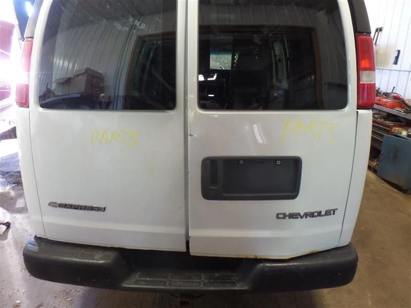 Rear End Rear Axle Excluding Cutaway Fits 03-09 EXPRESS 3500 VAN 9853964 - Image 1 of 4