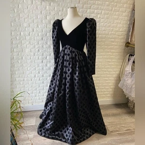 Vintage 1960s Adele Simpson Black Velvet Diamond Detailed Satin Skirt Full Gown - Foto 1 di 11