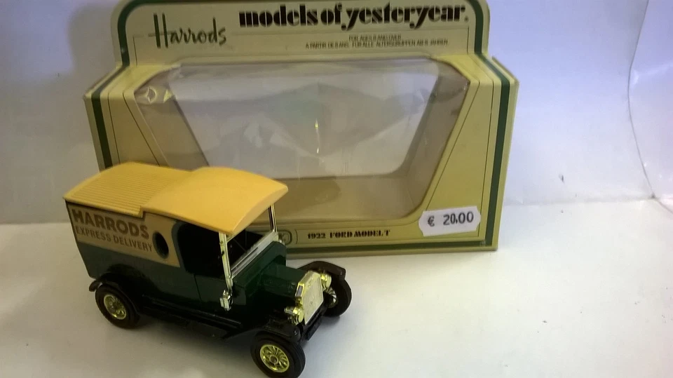 MATCHBOX 1:35 AUTO DIE CAST FORD MODEL T 1922 VERDE BEIGE HARRODS ART  Y-12  Y12 - Immagine 1 di 1