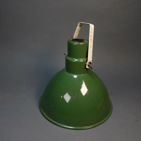 Vtg. 10” Green Porcelain On Metal Industrial Barn/Gas Station Light Lamp Shade Cover