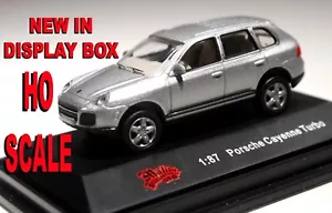 HO SCALE MALIBU SILVER PORCHE CAYENNE TURBO NEW IN BOX - Bild 1 von 4