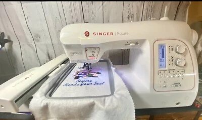 Singer XL 580 Embroidery & Sewing Machine . Used - Image 1 of 4