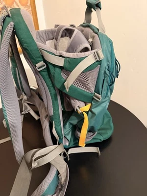 Mochila portabebés Kelty Kids Transit 3.0 senderismo en verde y gris Foto 1 de 4