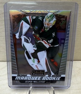 2024 O-Pee-Chee Platinum Marquee Rookies Rainbow Jesper Wallstedt 204 Rookie RC - Bild 1 von 2