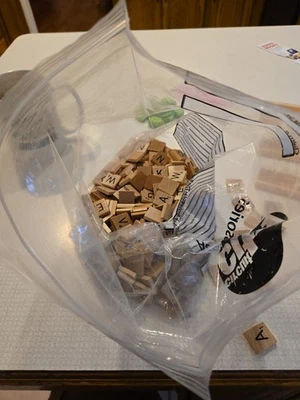 Azulejos de repuesto de madera originales Scrabble azulejos artesanales vintage 100 Foto 1 de 2