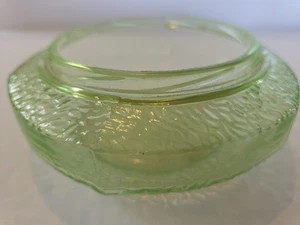 Barattolo vanità polvere vetro UV verde vintage filettato-senza coperchio design testurizzato ottimo! - Foto 1 di 14