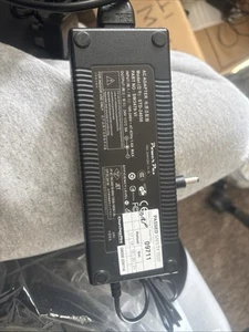 Power Pax STD-24050 24V 5.0A 95W 4-Pin Wacom Power Adapter PSU - Picture 1 of 1