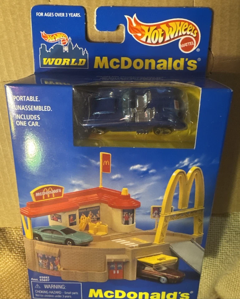 Mattel Hot Wheels World McDonalds 65692 Play Set