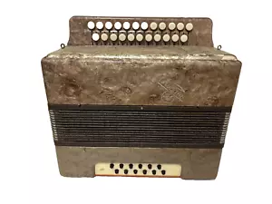Kuban Khudozh Russian Vintage Button Accordion - Tested & Working, Needs Tuning - Picture 1 of 19