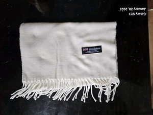 White Cashmere  Scarf  Made In Scotland - Picture 1 of 2