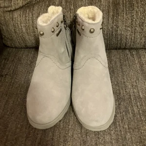 BEARPAW® Caroline Suede Boot NEVER WET TECHNOLOGY Size 6 - Picture 1 of 6