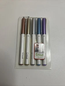 Cricut Explore Metallic Pen Set, Medium Point 1.0 - 5 Pens - Picture 1 of 2