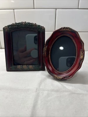 2 Vtg Small Oval Picture Frames Ornate Resin Stand Up Scroll Floral Victorian - Image 1 of 4