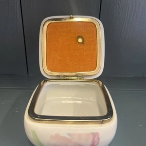 Vintage San Francisco Music Box Co. Porzellan Schmuckschatulle 3,75" - Floral - Juwel - Bild 1 von 11