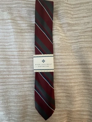 Vestido ajustado Ryan Seacrest para hombre ajustado rojo negro gris Foto 1 de 3