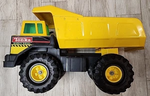 Vintage Tonka 1993 Mighty Diesel Dump Truck - Picture 1 of 10