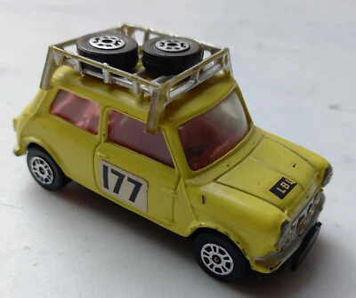 MODELLINO CORGI TOYS BMC MINI COOPER S (YELLOW) - Immagine 1 di 4