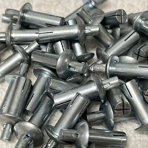 SOUTHCO ~ 38-106-12-91 ~ DRIVE RIVETS (LOT OF 50) - Picture 1 of 1