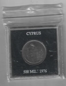 CYPRUS 1976 REFUGEES 1974 UNCIRCULATED 500 MILS COIN IN OFFICIAL ROYAL MINT CASE - Picture 1 of 2