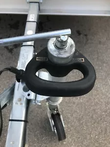 Knott Rangiergriff Haltegriff für Stützrad Ø 48 mm NEU - Bild 1 von 3