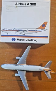 HAPAG LLOYD Flug. Airbus A300. Schabak# 903/18 . Scale 1:600 . Boxed Model. - Picture 1 of 1